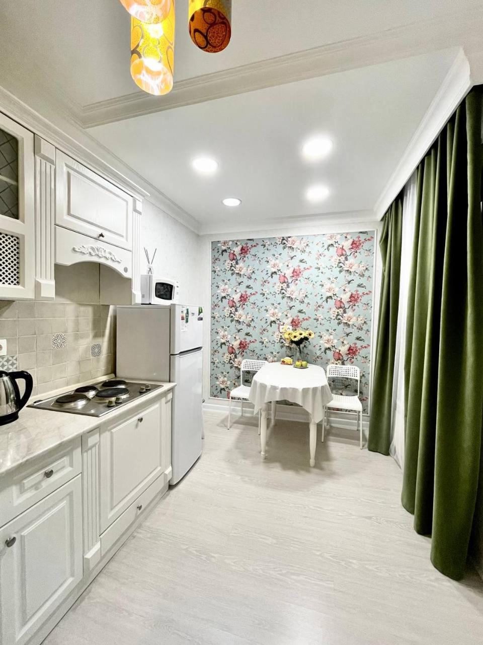 Promenade Expo Apartment *